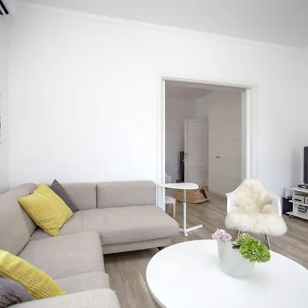 Villa Beautiful 100m From The Sea *