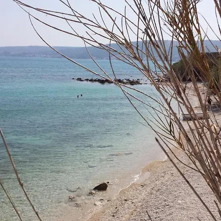 Villa Beautiful 100m From The Sea